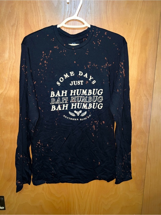 Tops - NWT bah hum bug bleached tee S